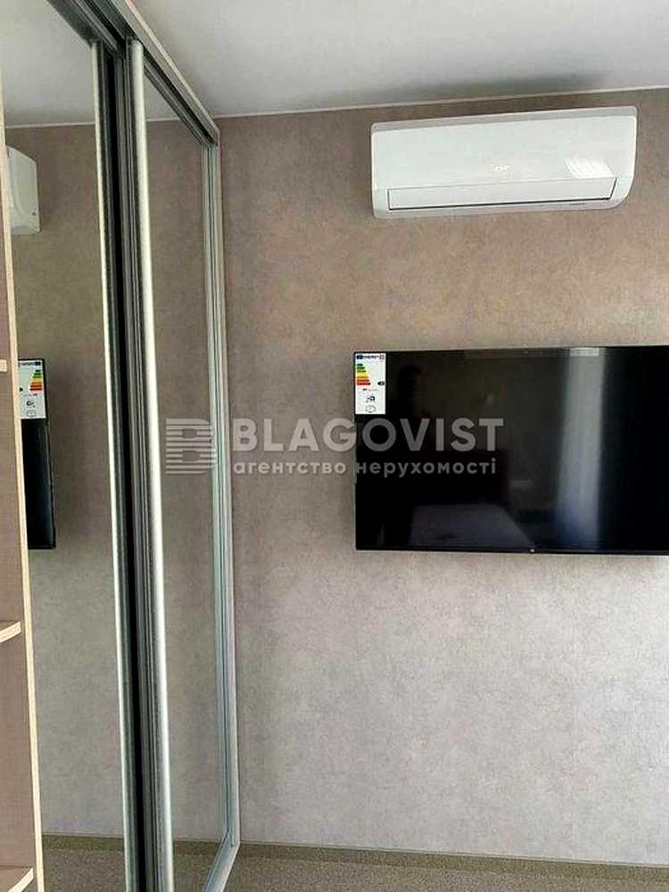 1878575422378217