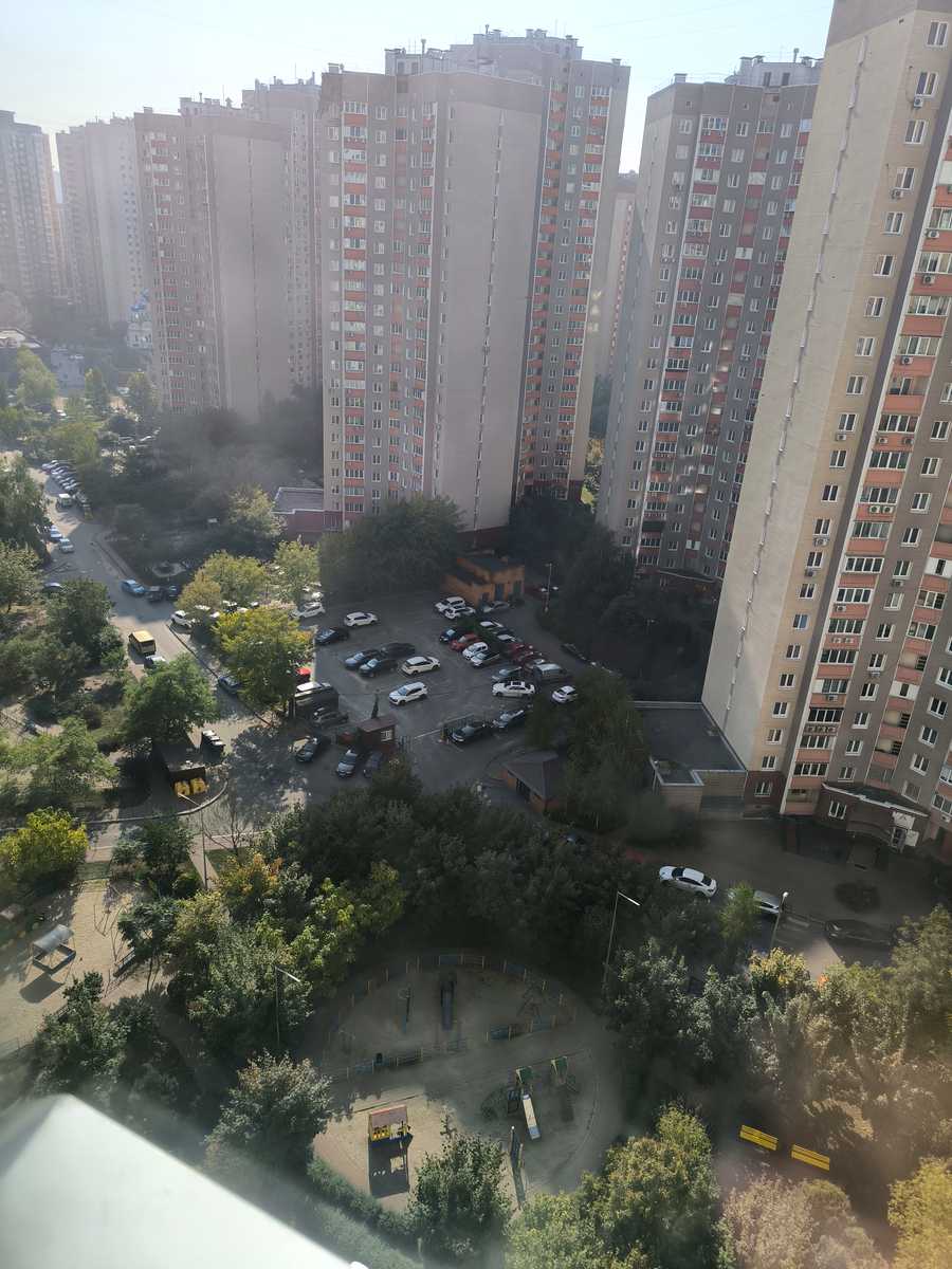 1878575972650937