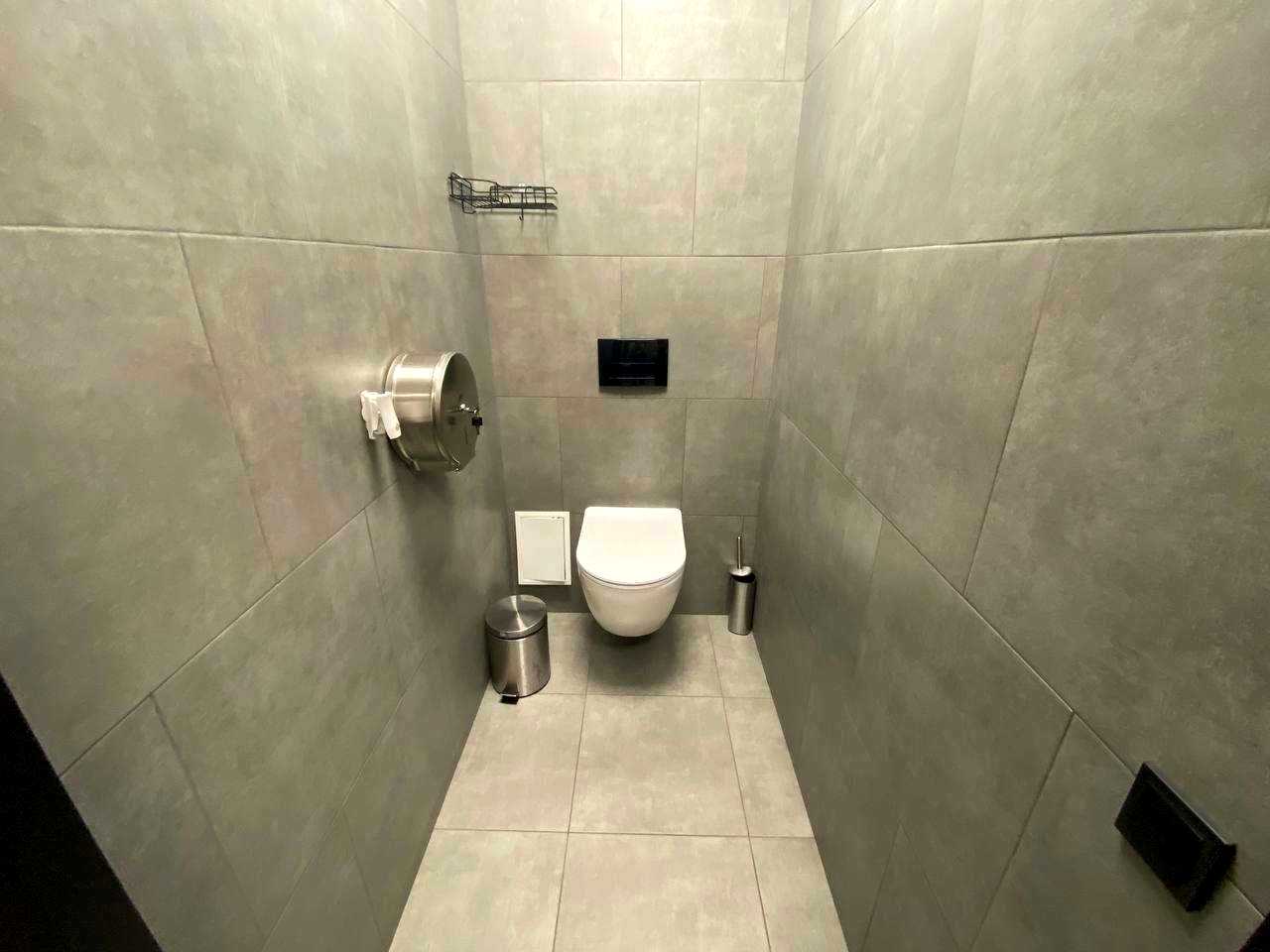 1878576216564145