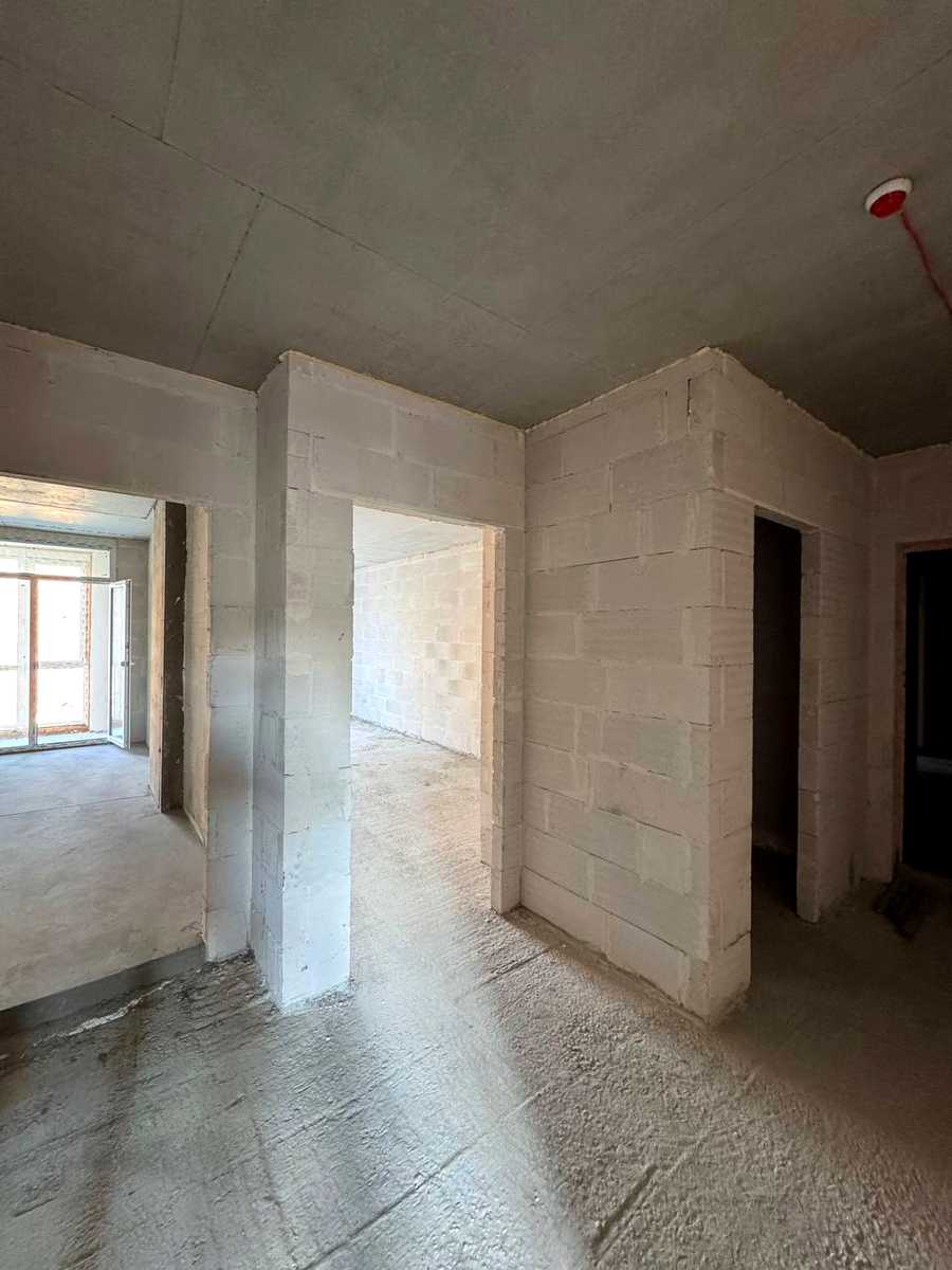 1878577123142153
