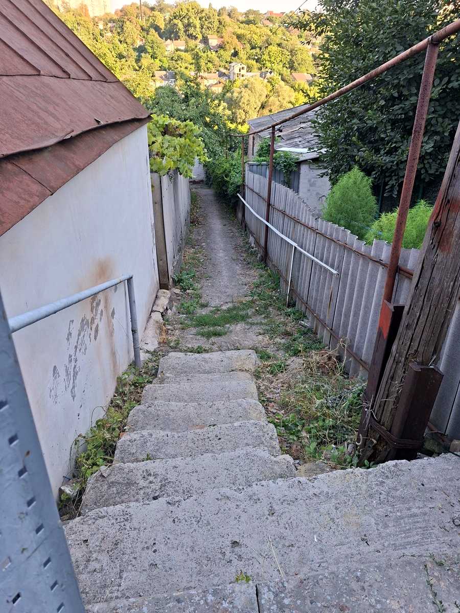 1878577954557411