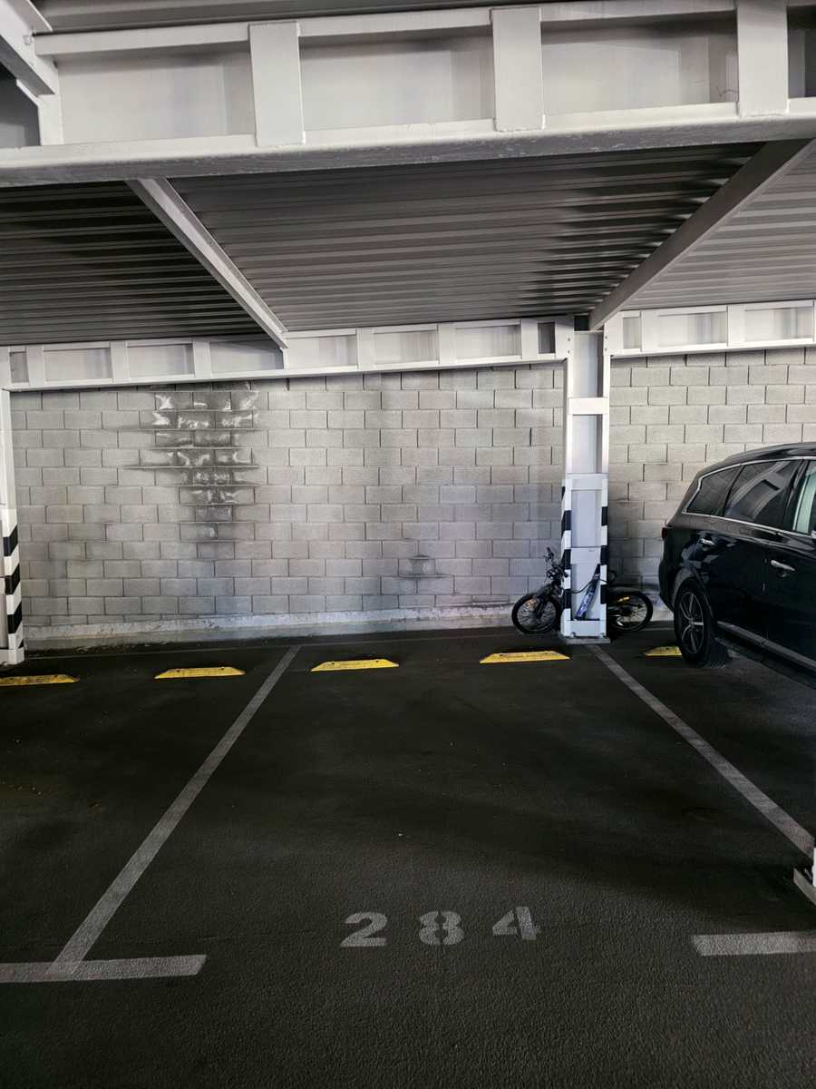 1878578810162982