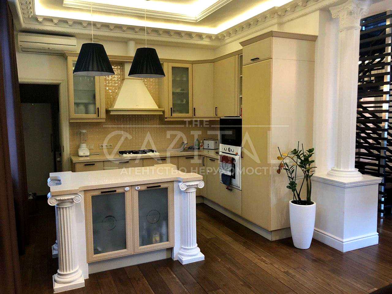 1878579493933720