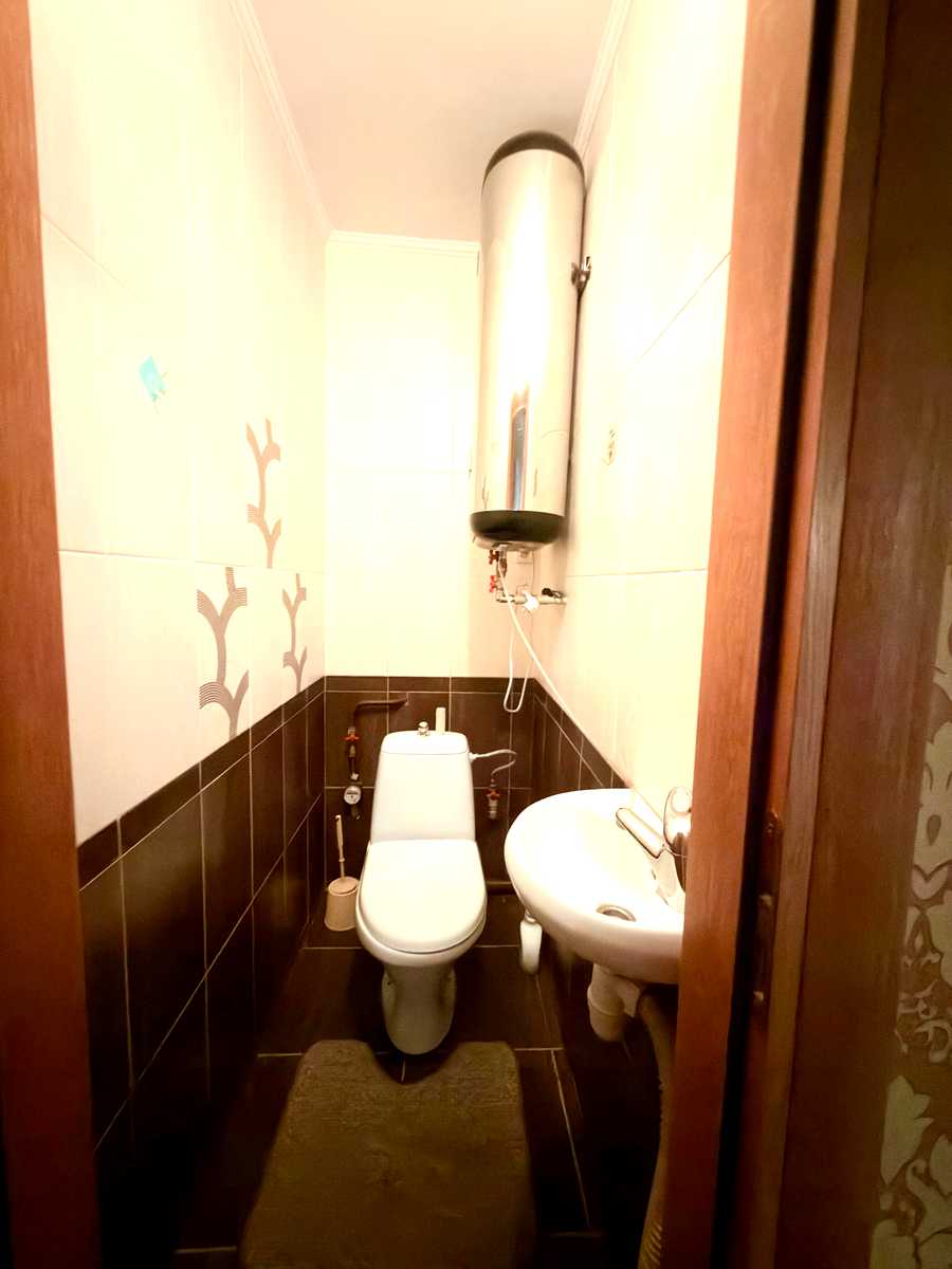 1878580053853830