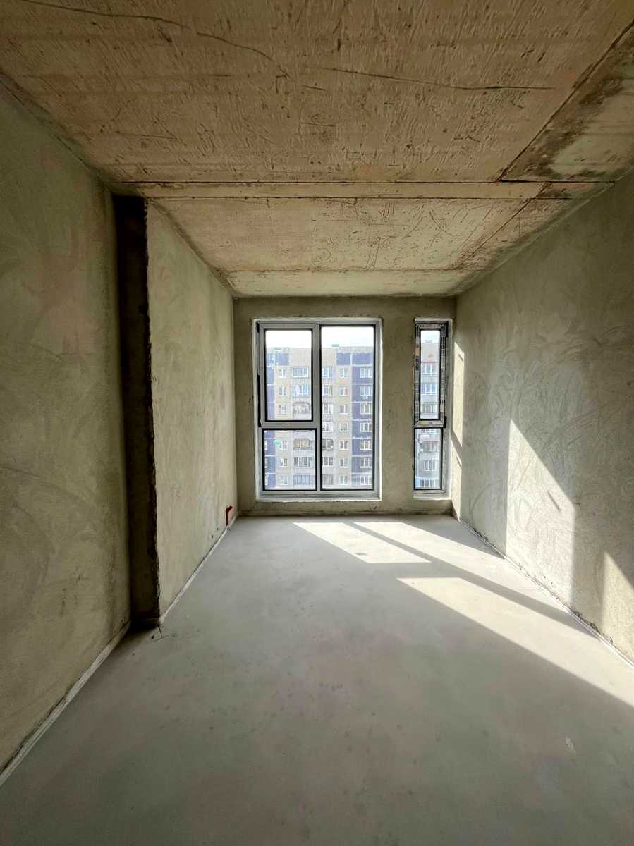 1878586122701985