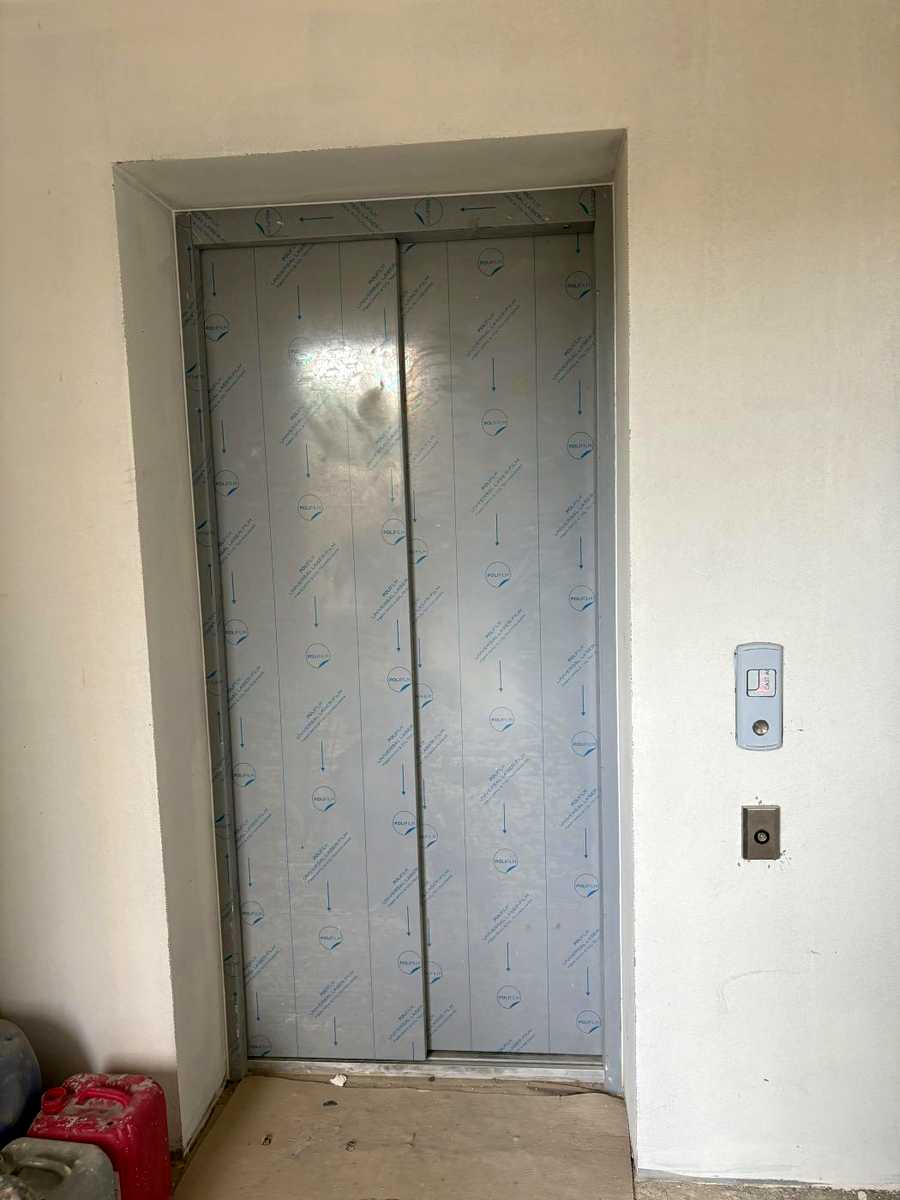 1878586235229896