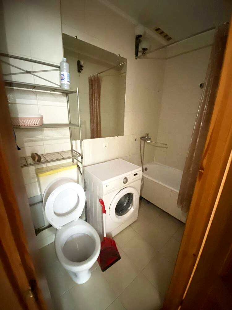 1878586809938252