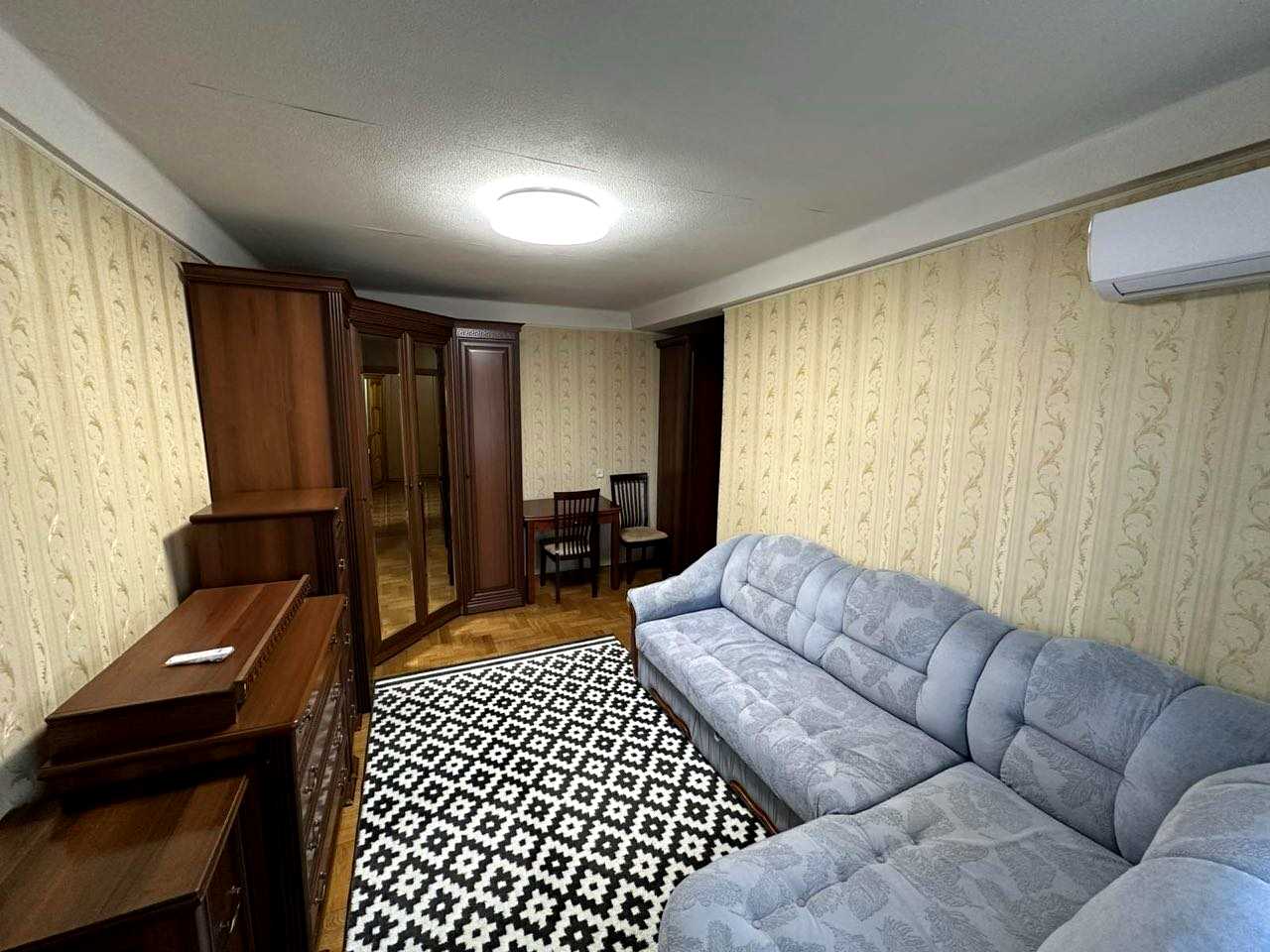 1878587190726990