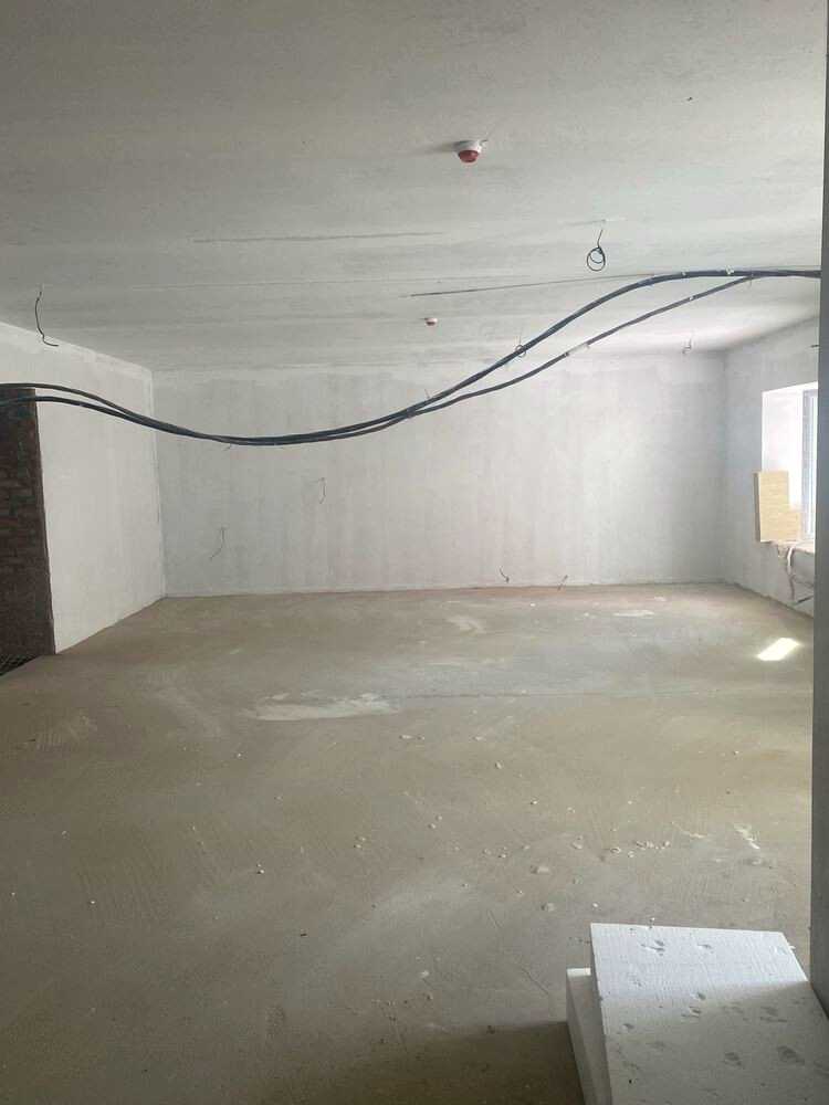 1878588905868907
