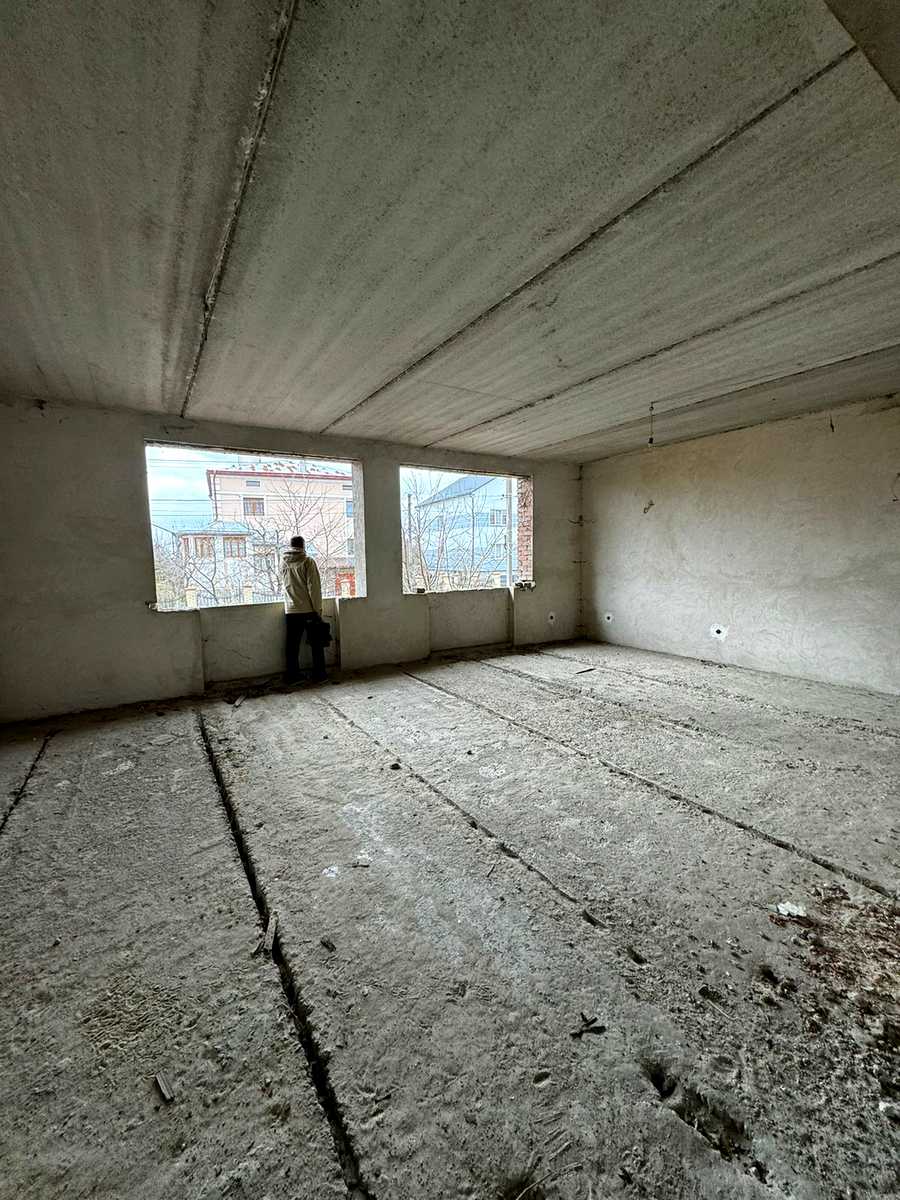 1878600646255311