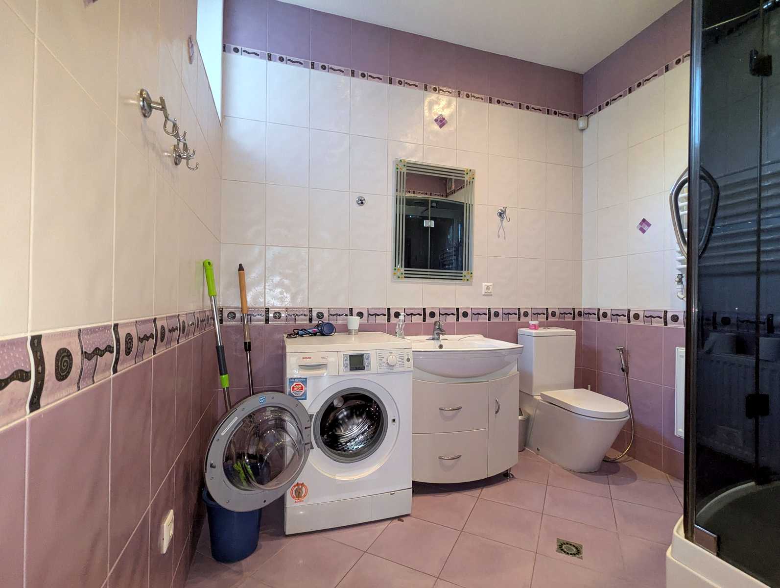 1878606737217106