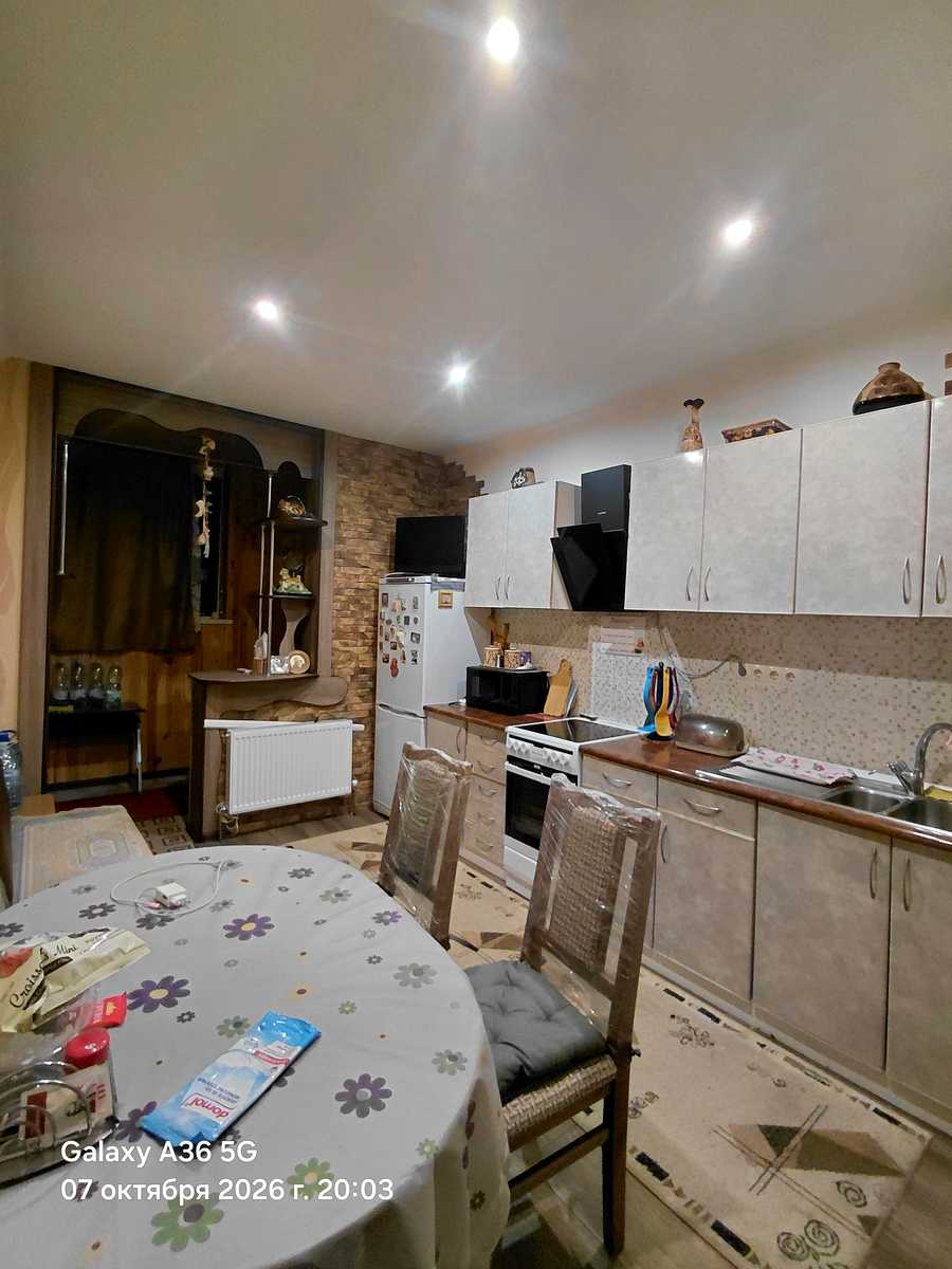1878615057550401