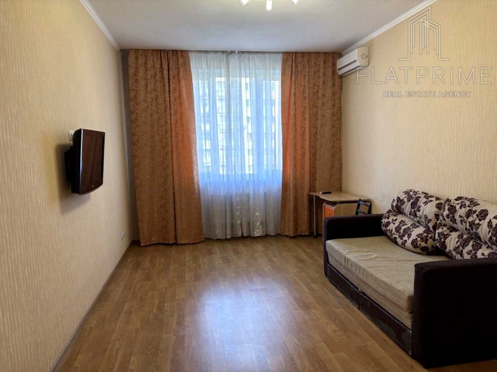 1878645367903389