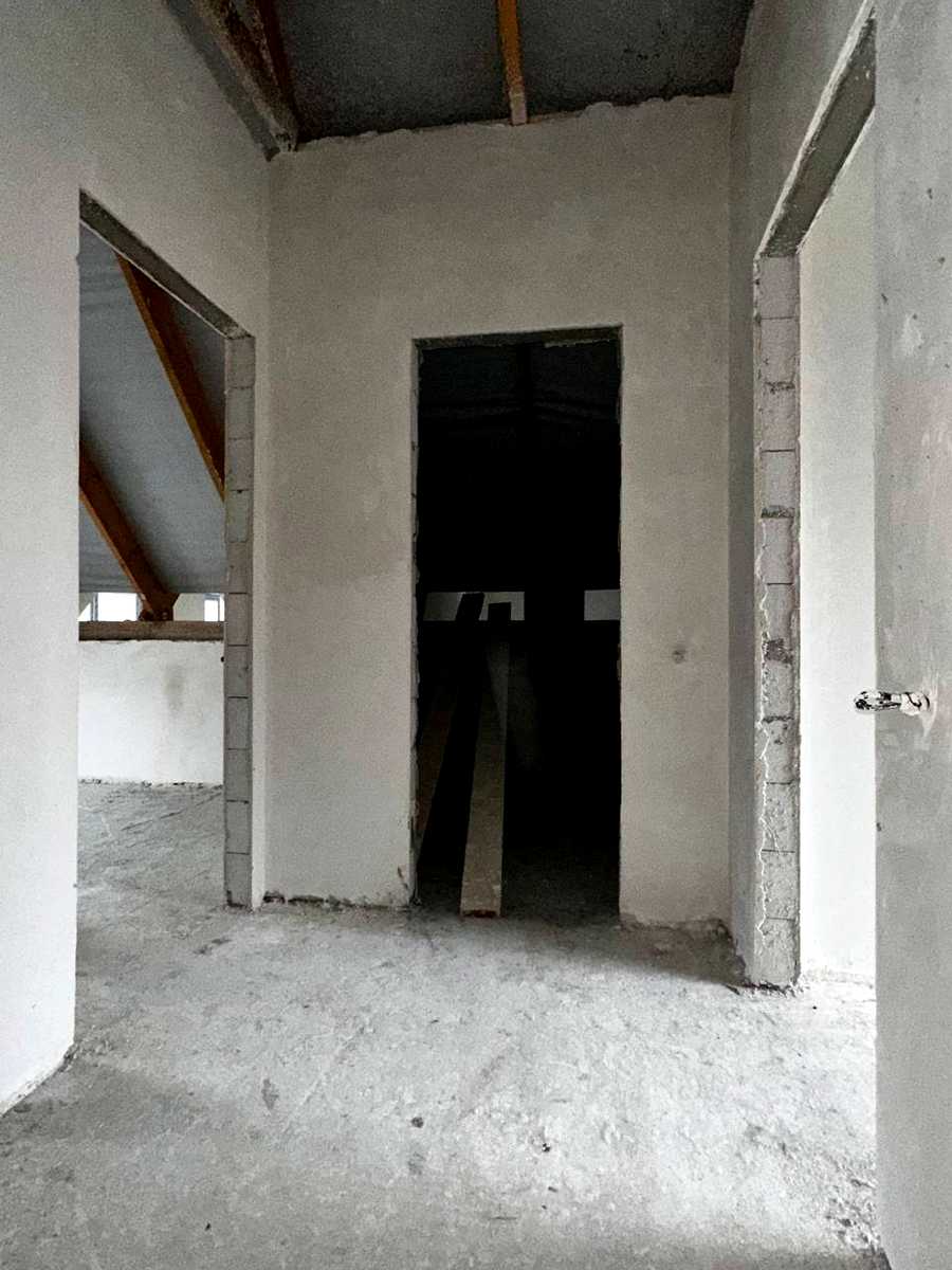 1878645819195735