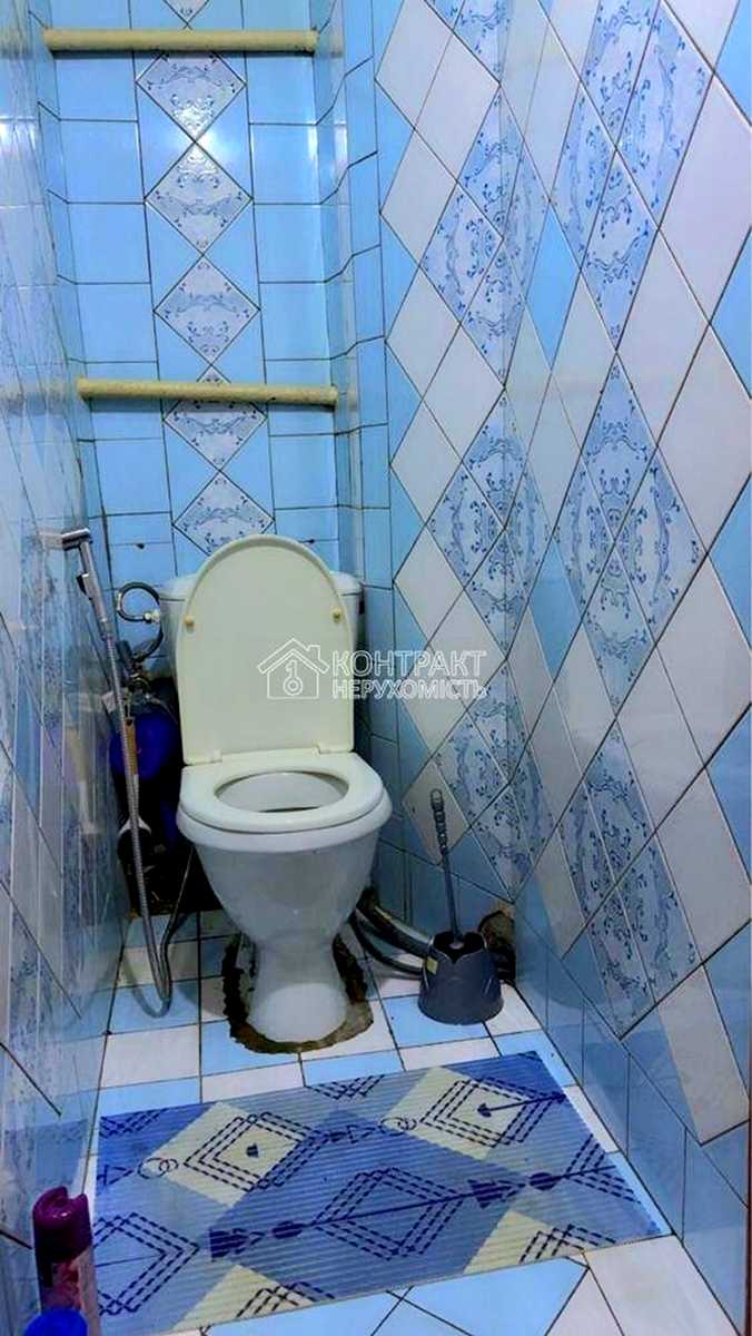 1878647380554878