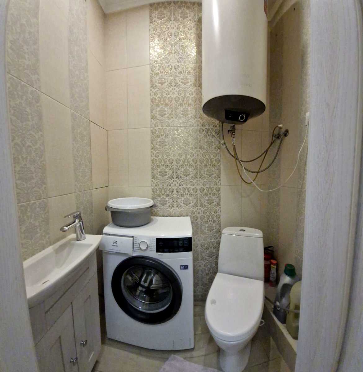 1878648415873755