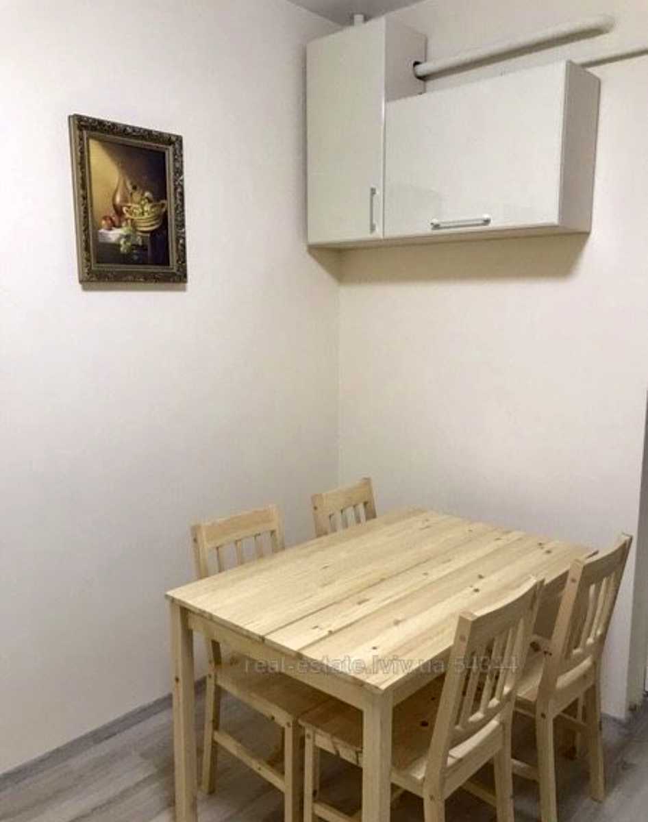 1878651395153025