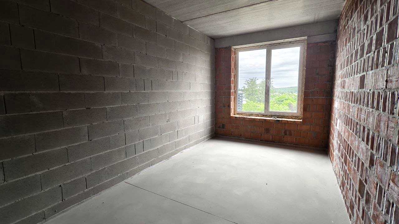1878652652896156