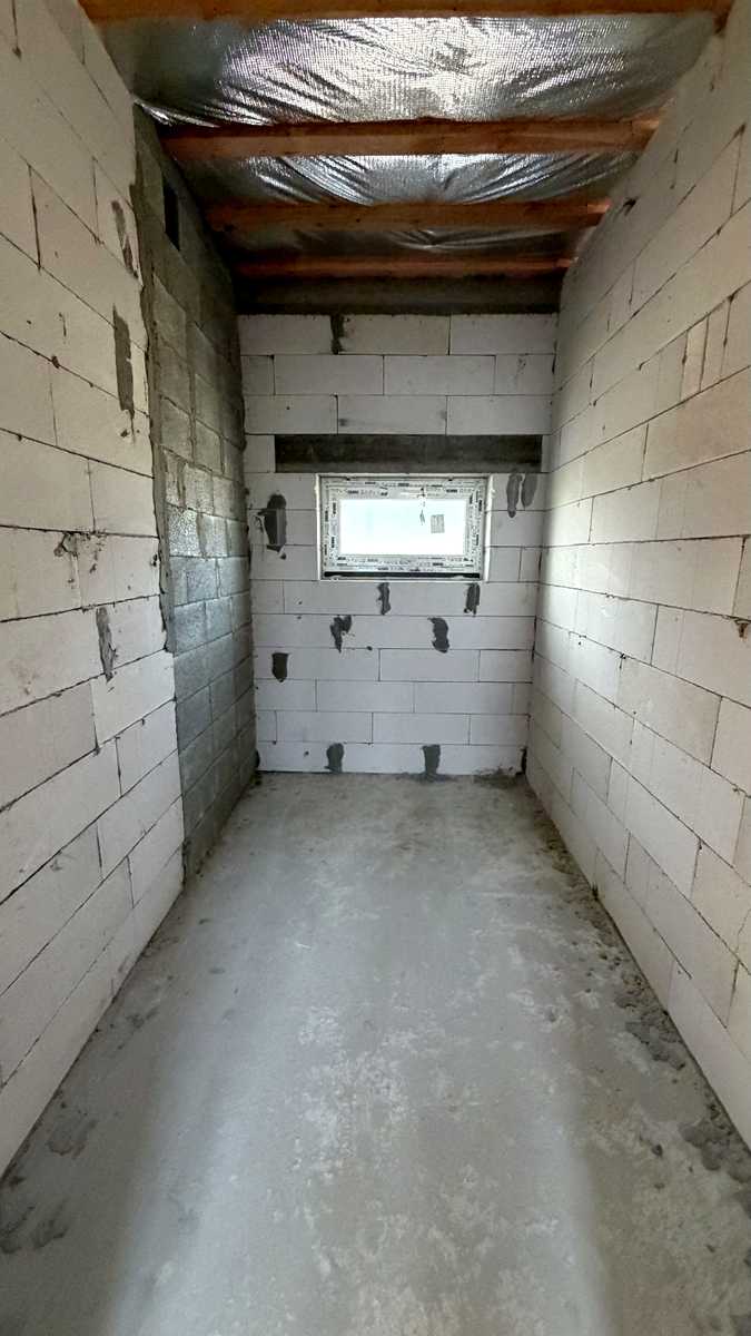 1878654367827429