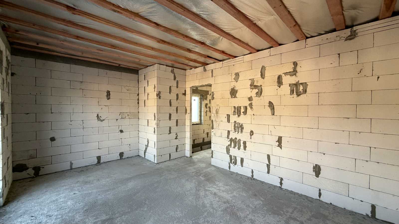 1878654368046048