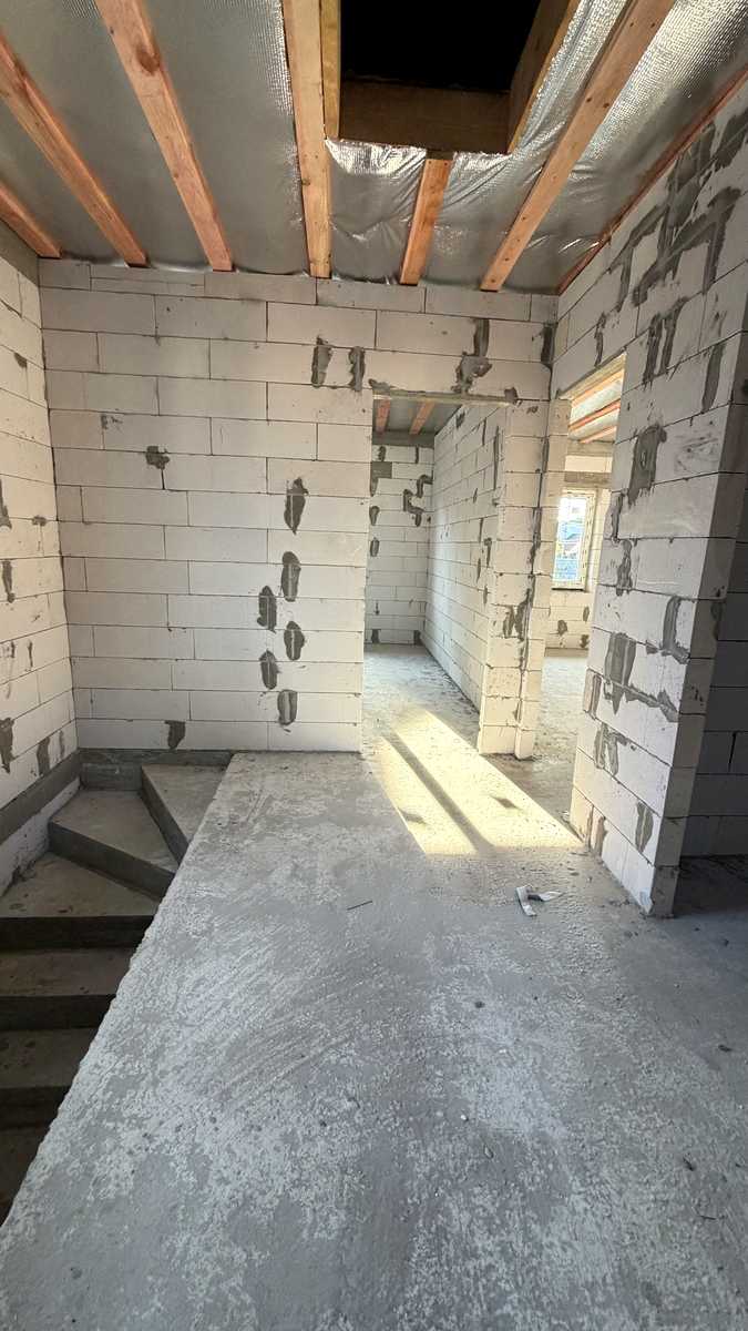 1878654368046189