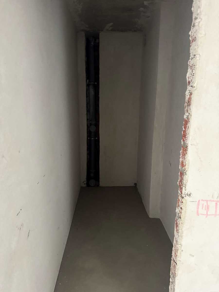 1878657697232595