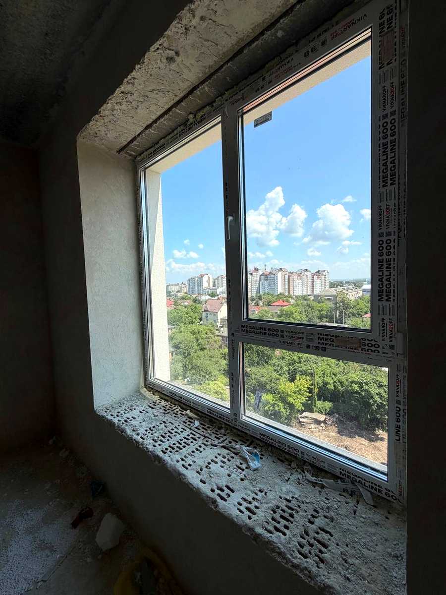 1878661231124843