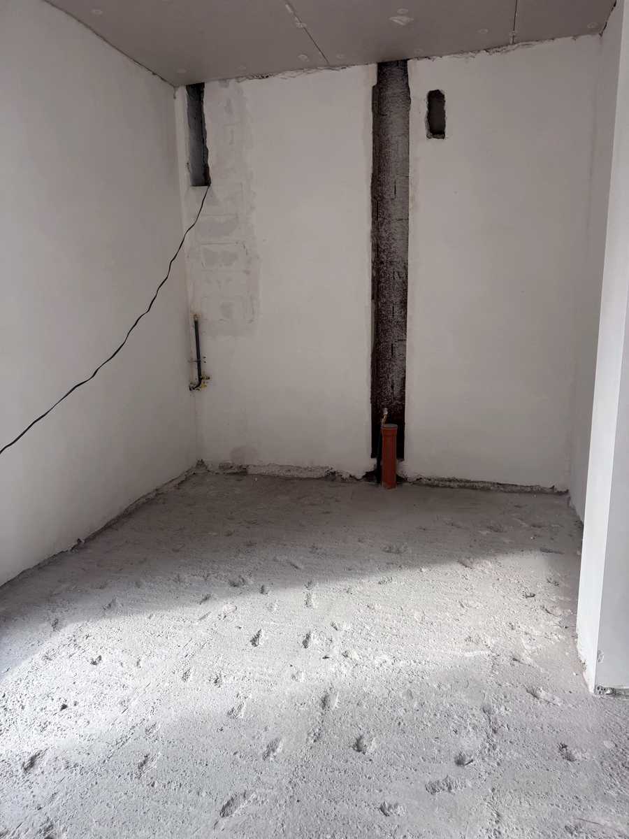 1878664874879581