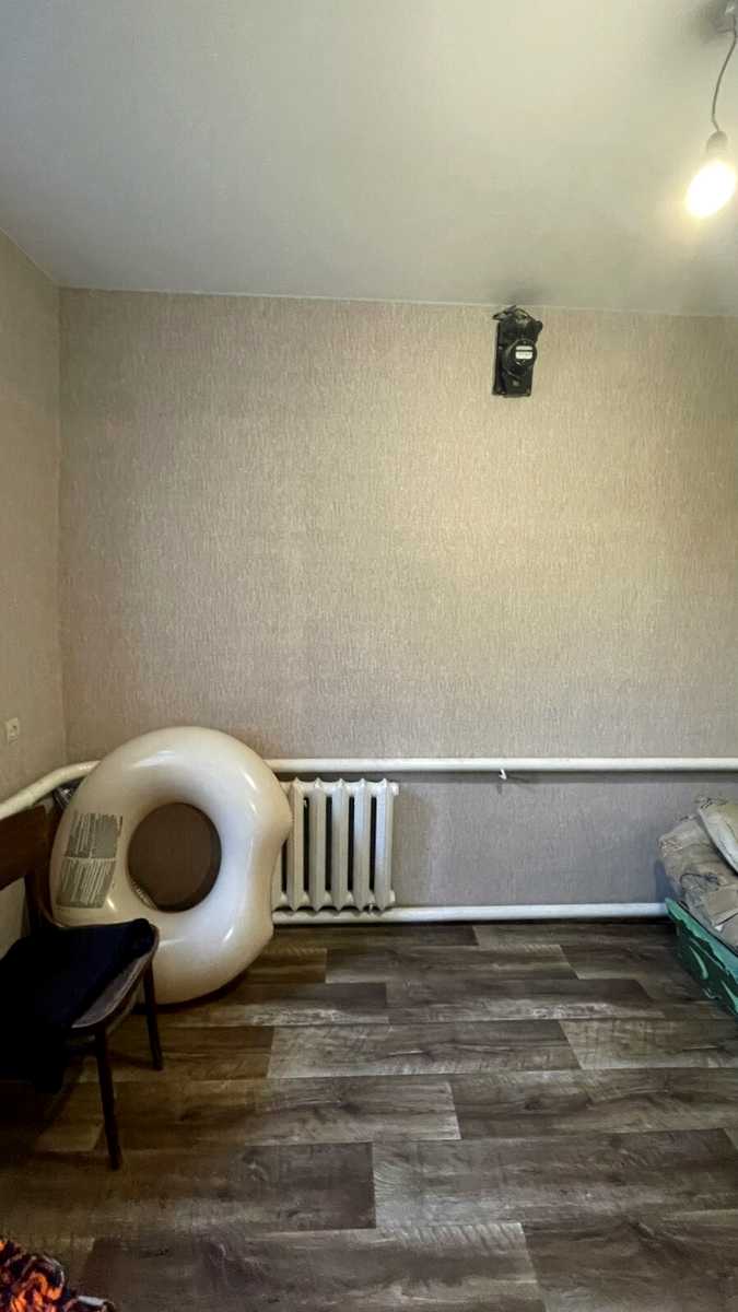 1878667370483360