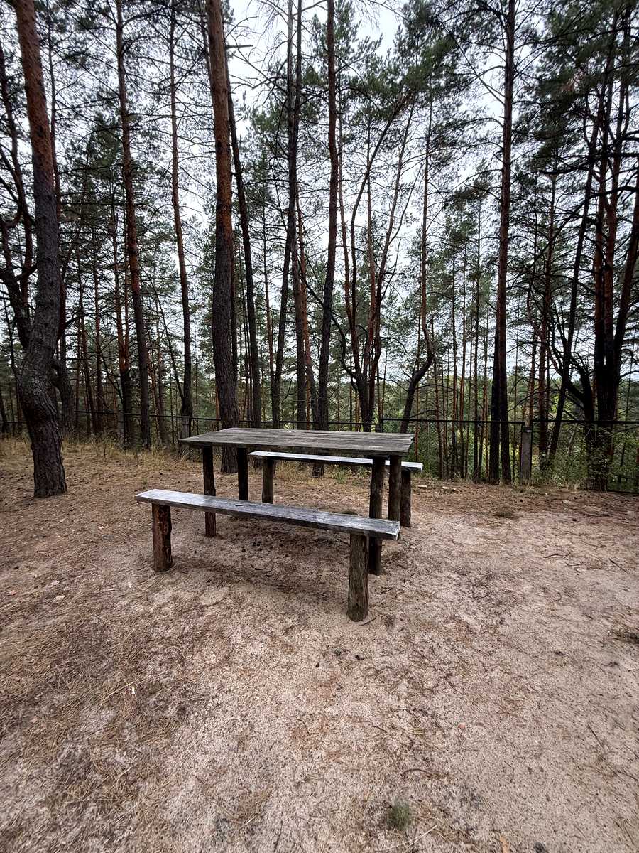 1878668175860545