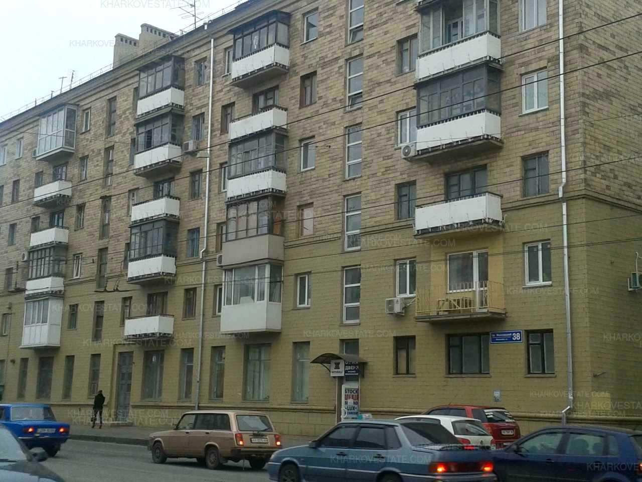 1878676211301975