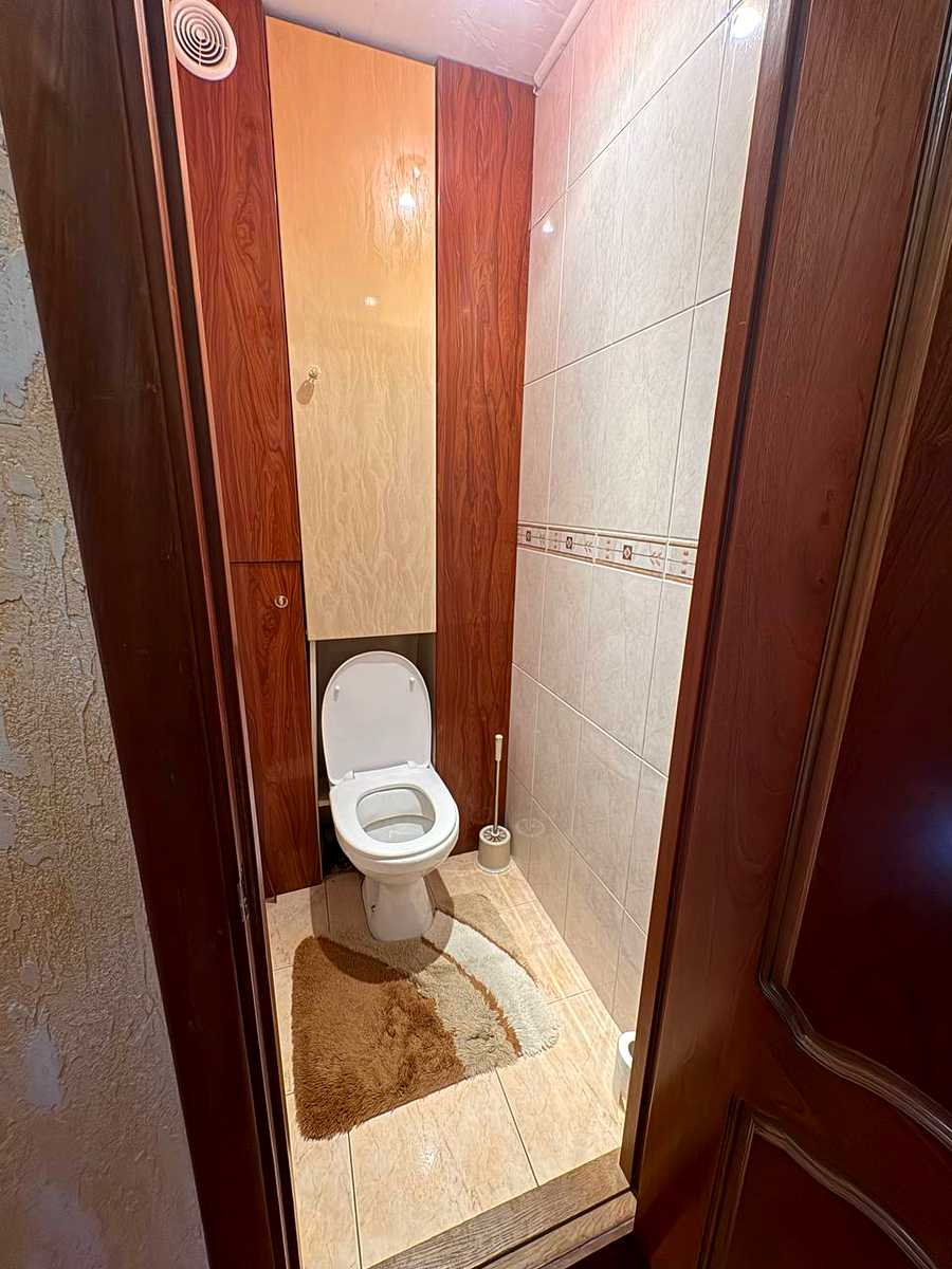 1878679793428745