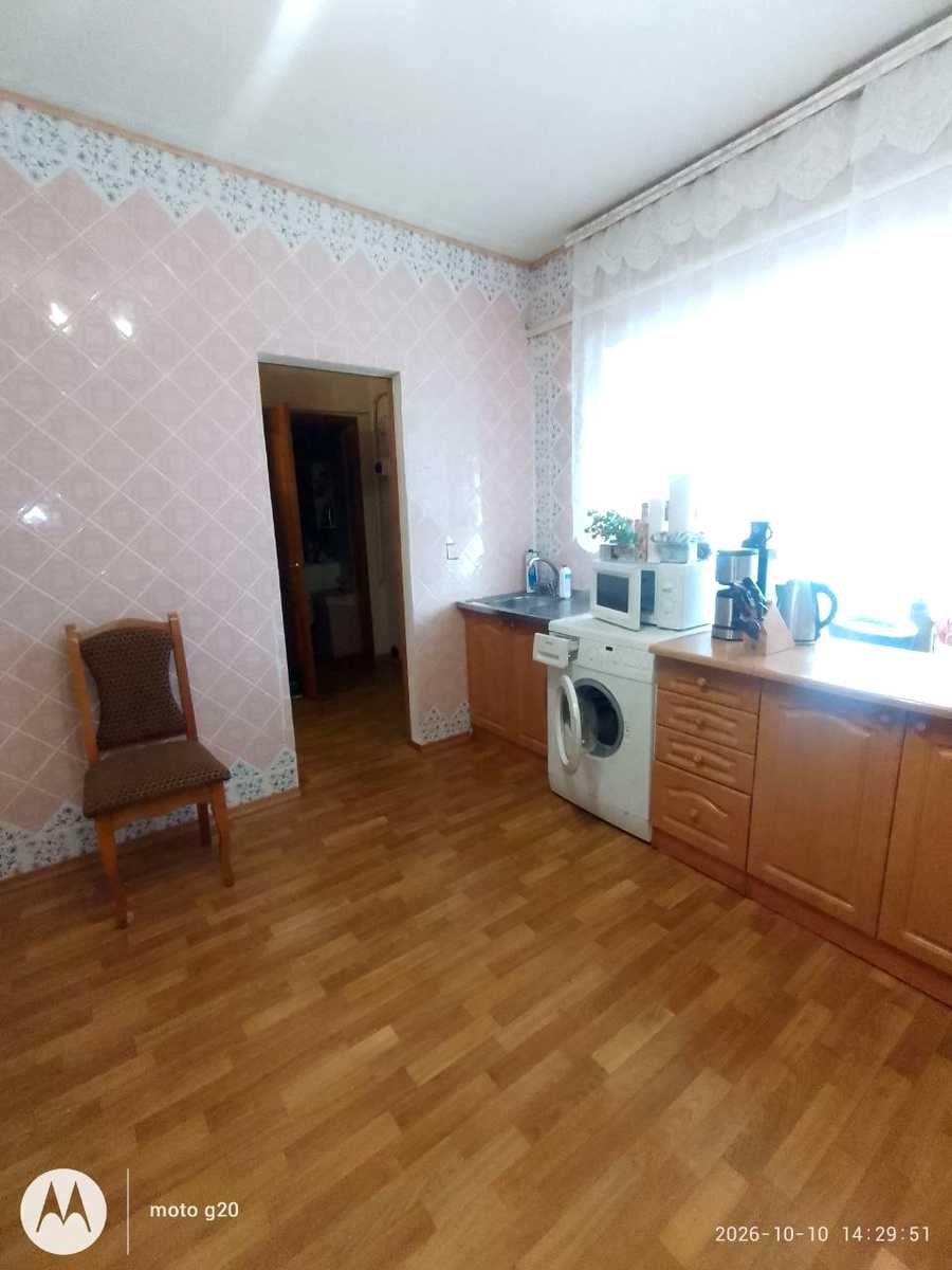 1878679818134326