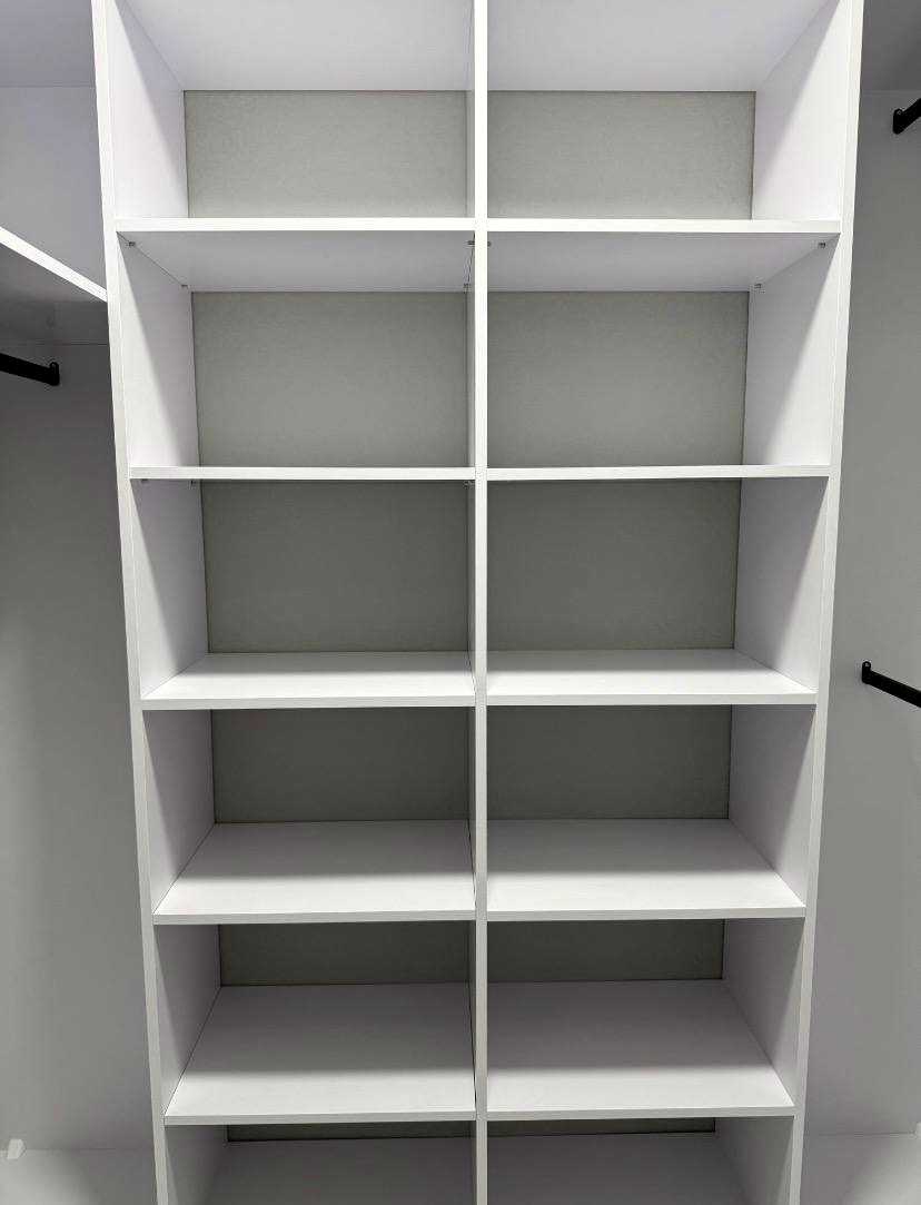 1878683737050916