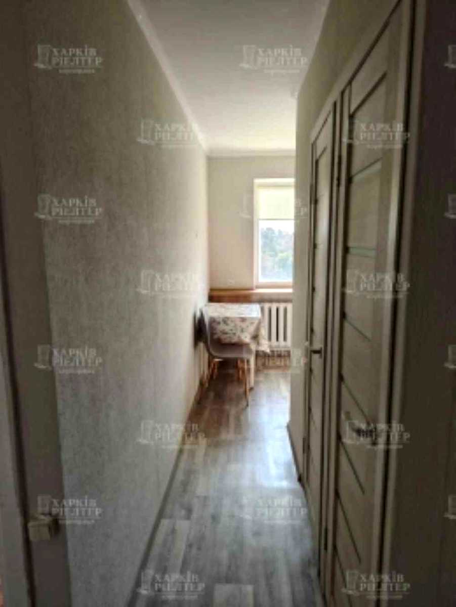 1878692371838087