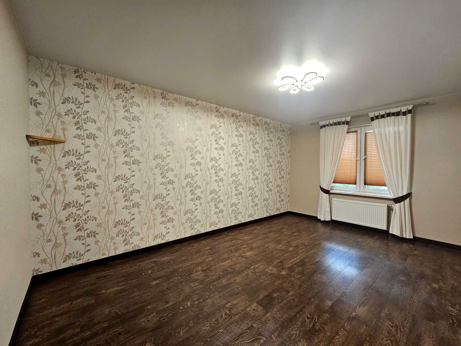 1878731876620947