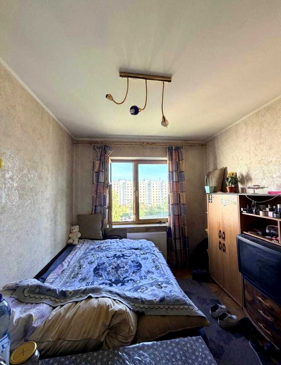 1878732027030718