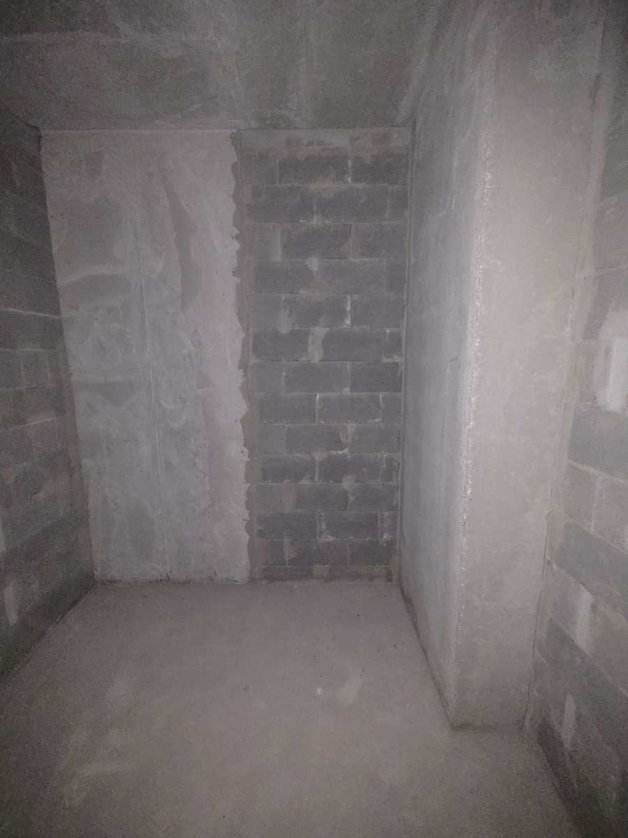 1878738951999016