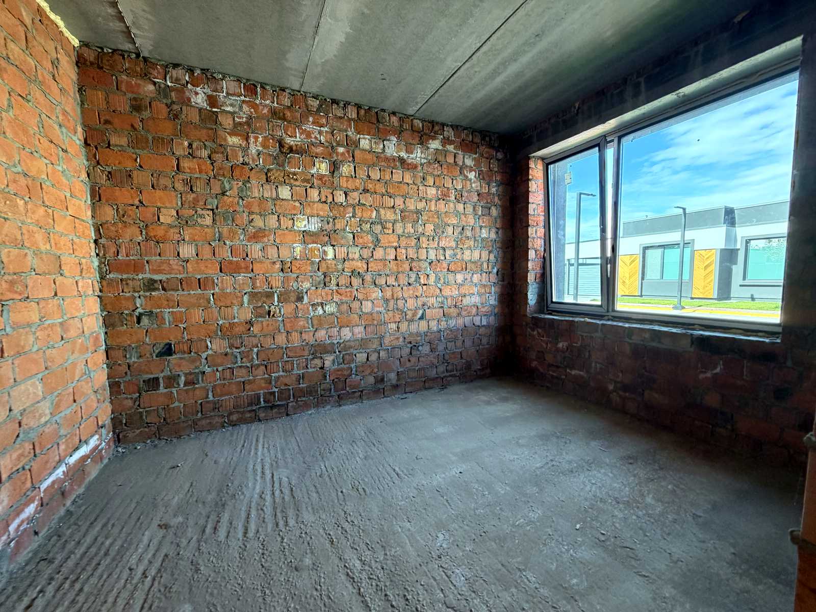 1878741993154984