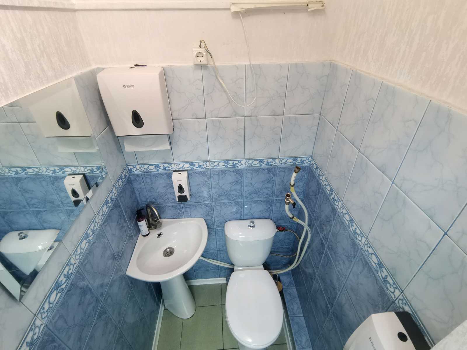 1878742046685789