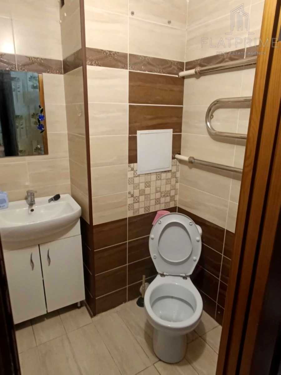 1878744429633560