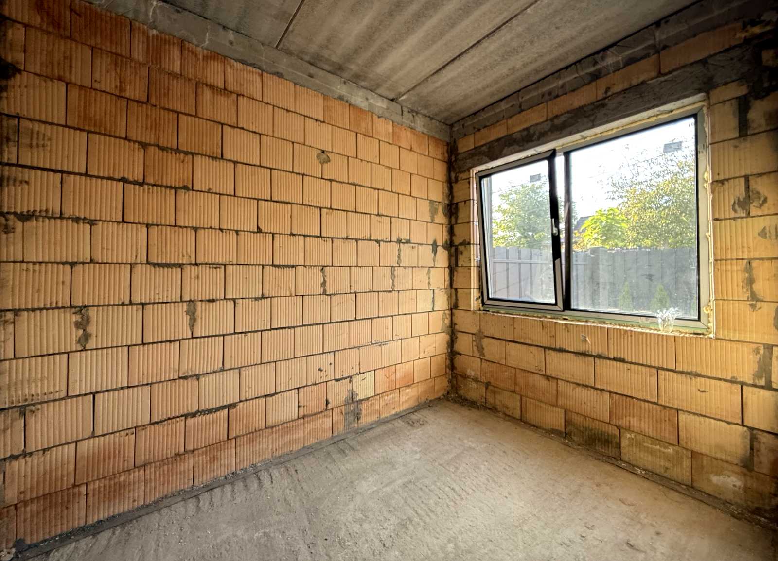 1878750357501251