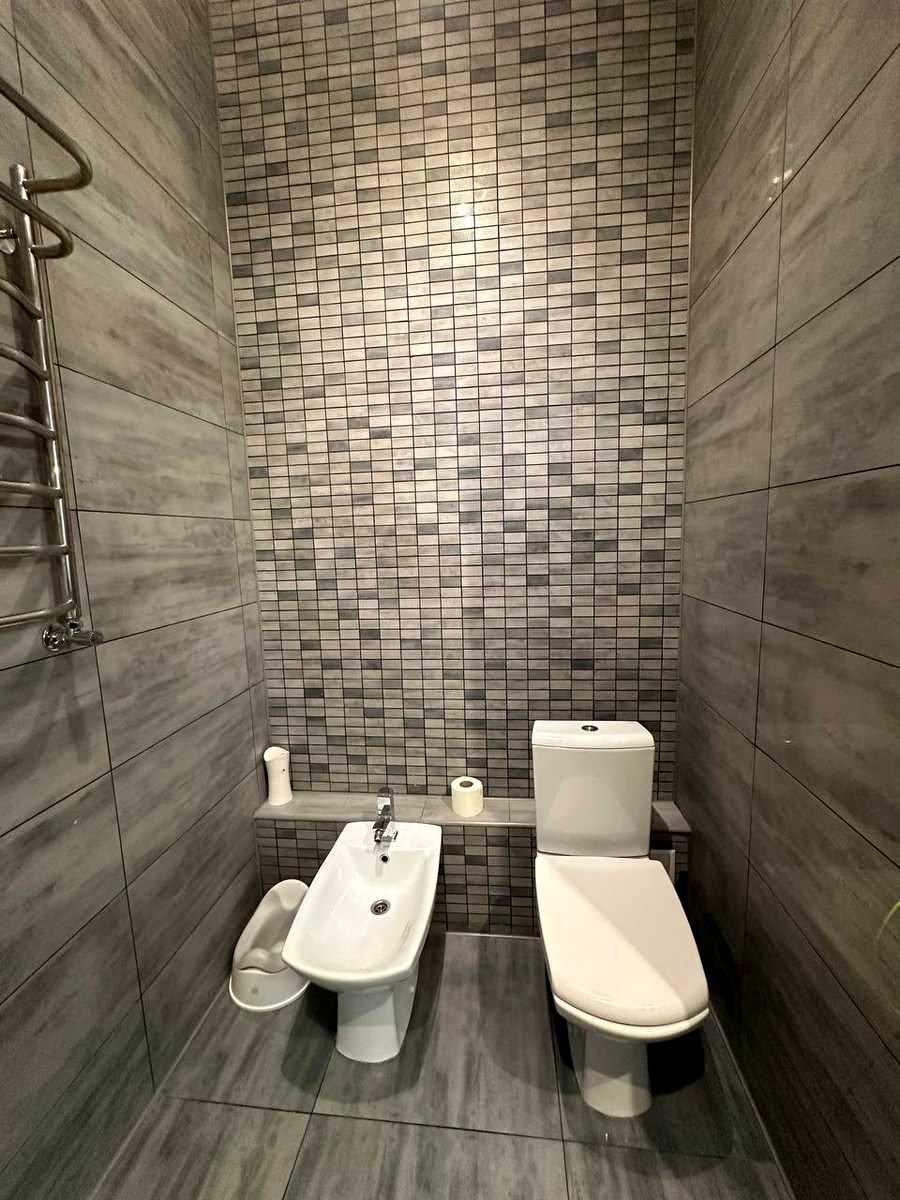 1878753032933252