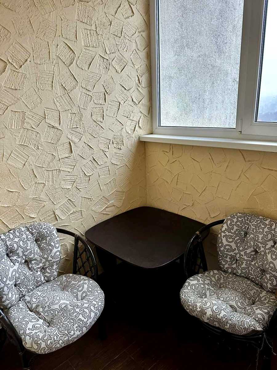 1878754099878366