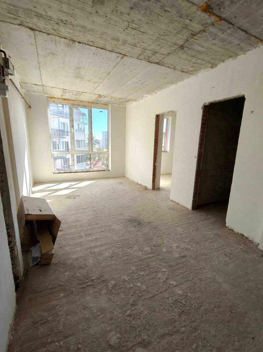 1878755875875122
