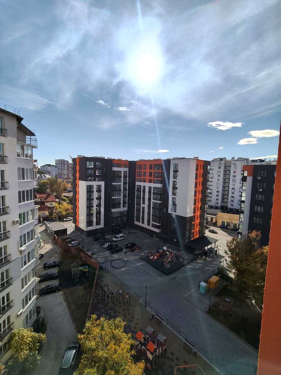 1878755880407108
