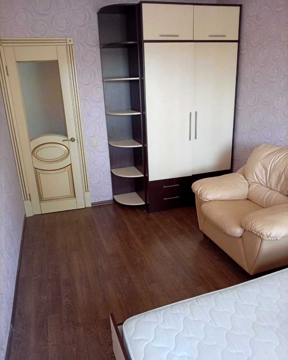 1878756203570864