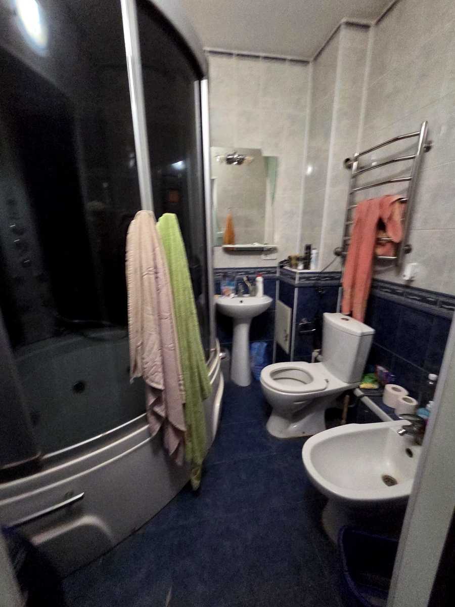 1878758734620710