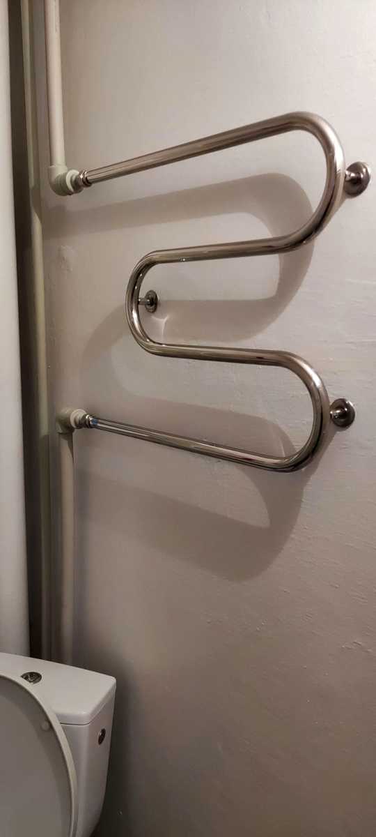 1878759735973288