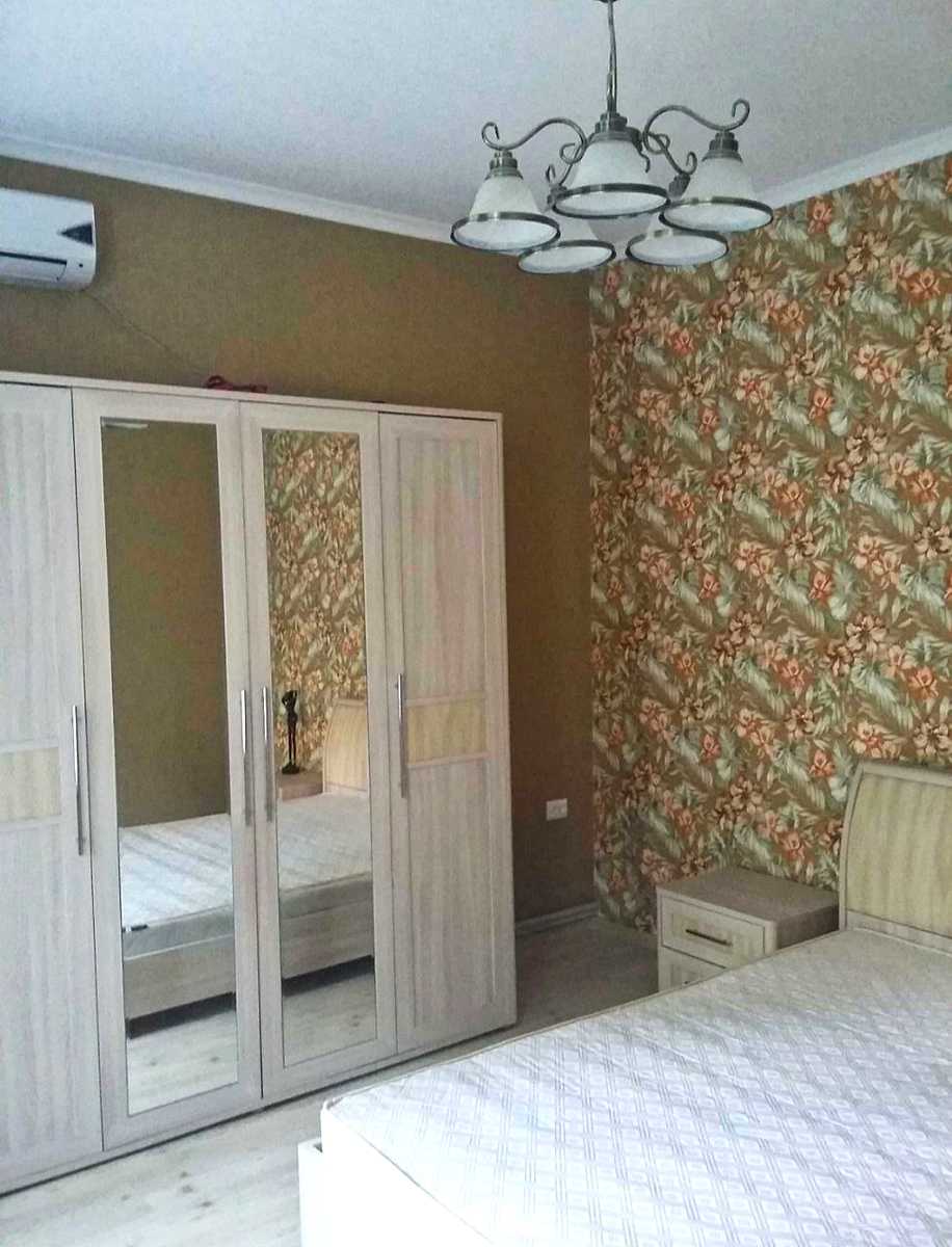 1878761966574650